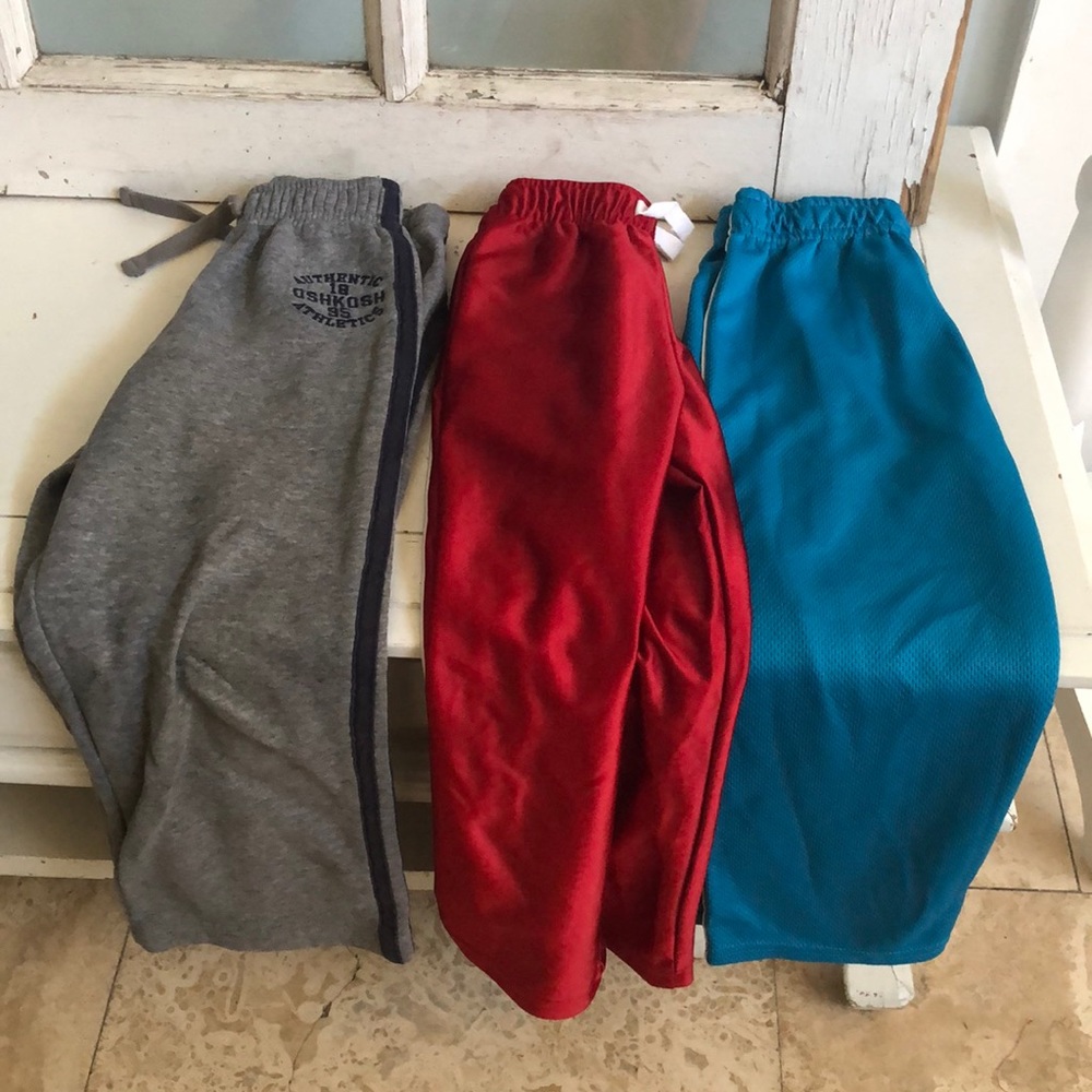Bundle of 3 Play Pants (size 4 and 5)